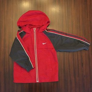 Nike Boys Lightweight Zip up jacket windbreaker